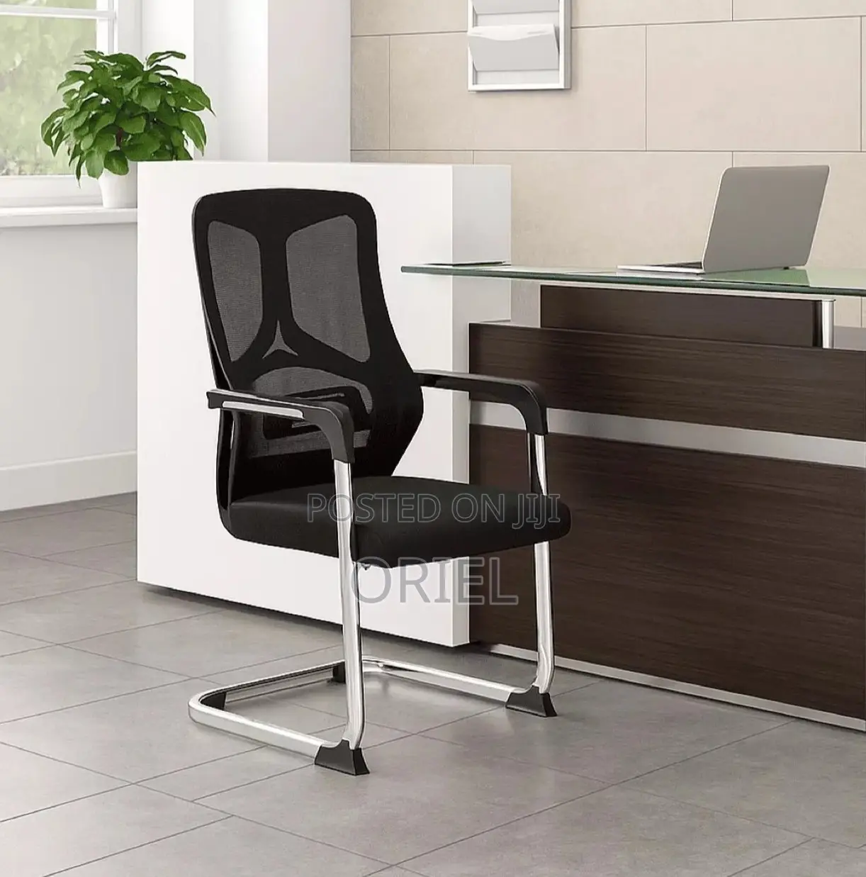Office Chair : Black Mesh Office Visitor Chair