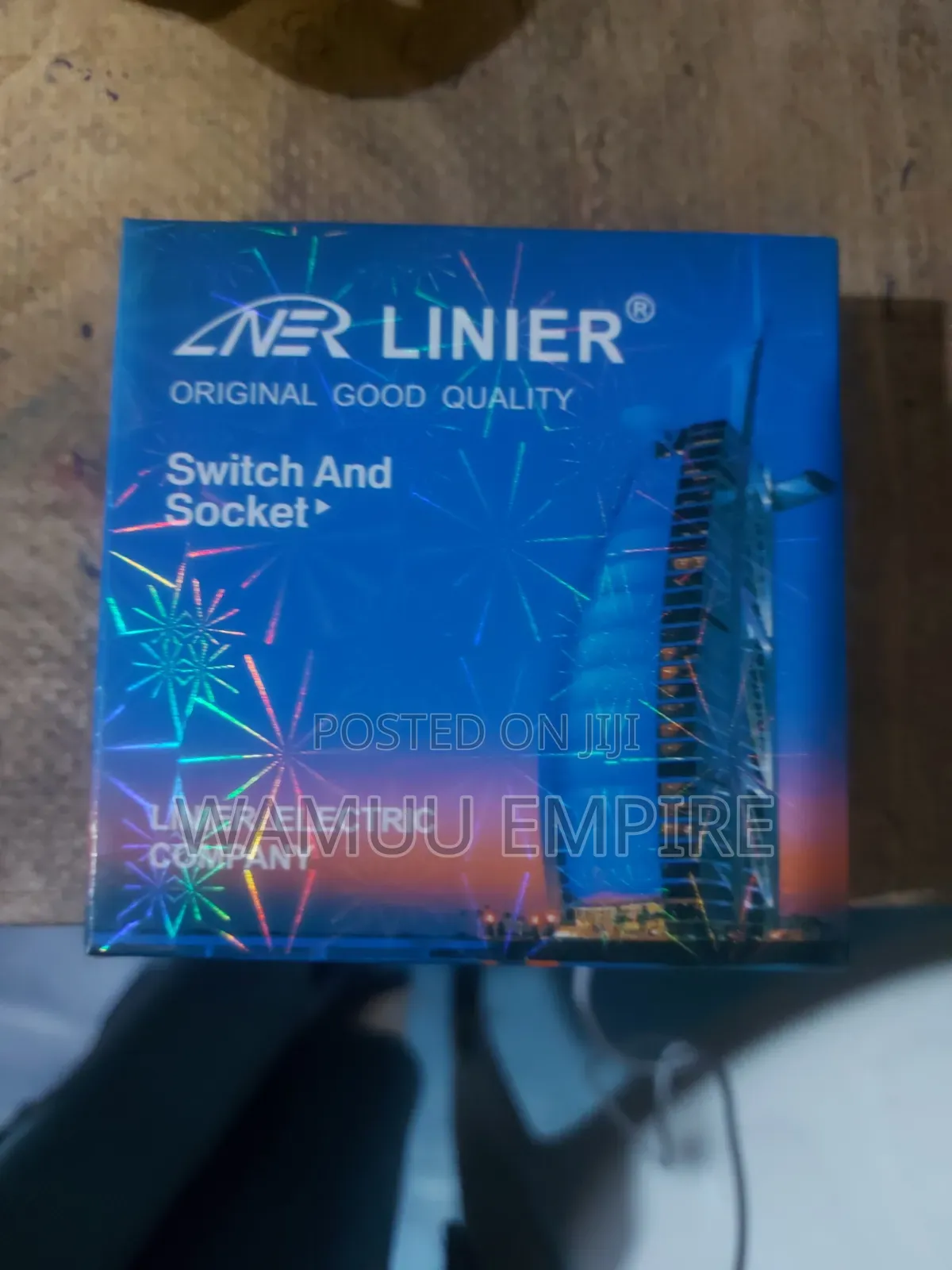 Linier Brand 13a Single Switched Socket,