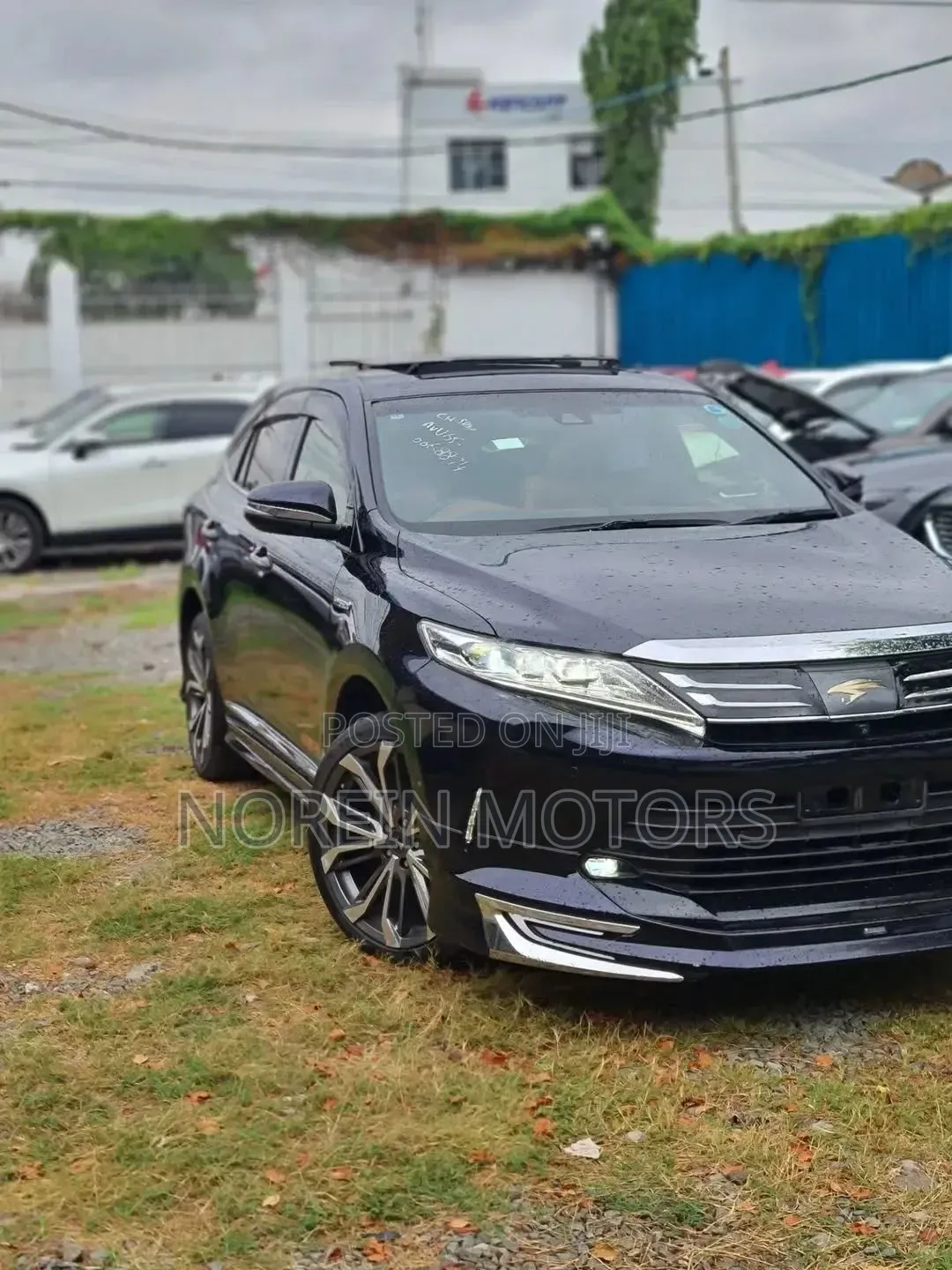 Toyota Harrier 2.5 Hybrid 4WD 2019 Matt Black