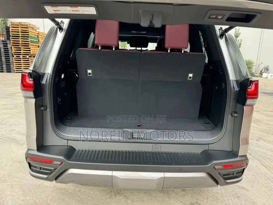 Lexus LX 500d 2025 Pearl