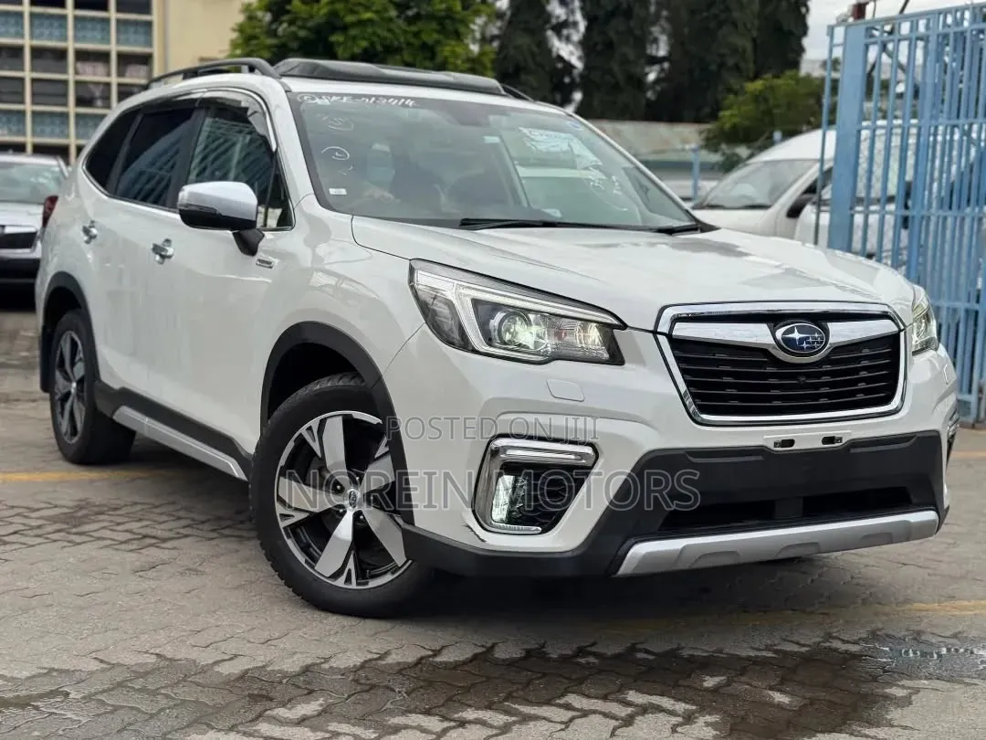 Subaru Forester 2.0XT Premium AWD 2018 White
