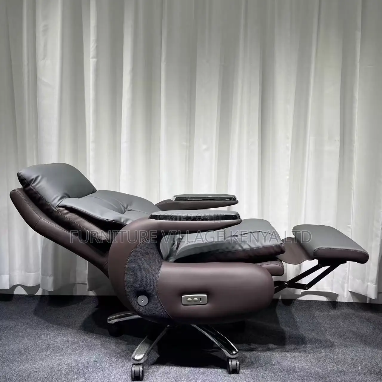 Imported Leather Upholstered Director's Desk Seat