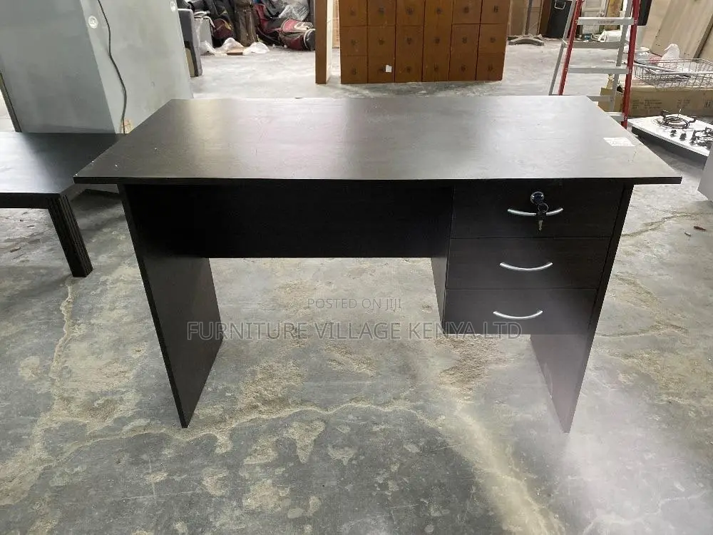 Personalized Home Clerical Study Desk With Drawers