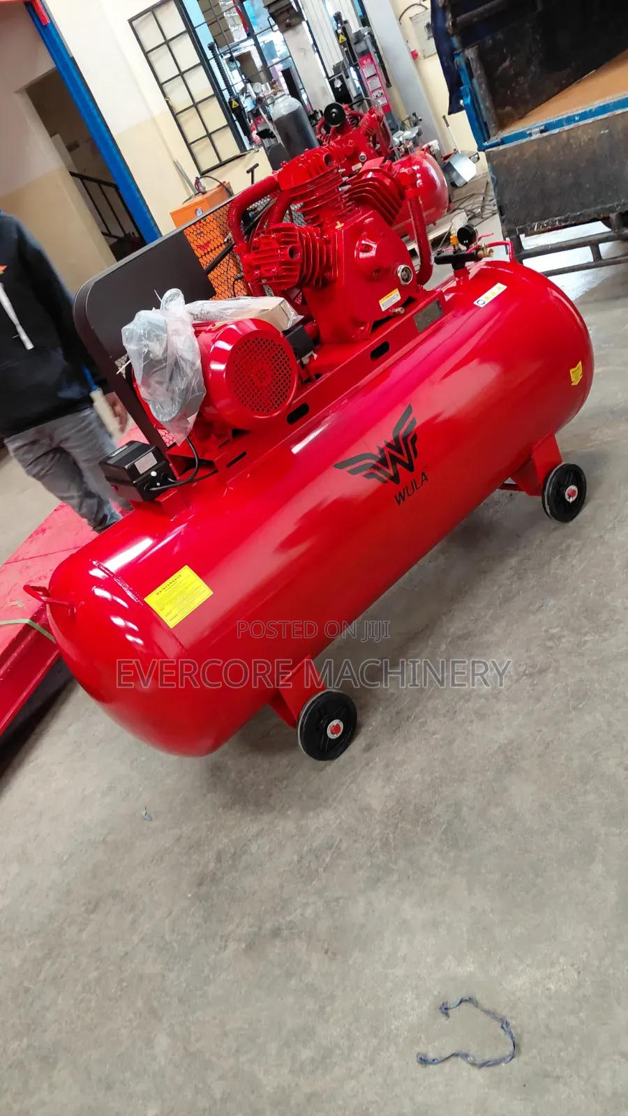 500l Electric 3 Phase 12.5bar Air Compressor Machine.
