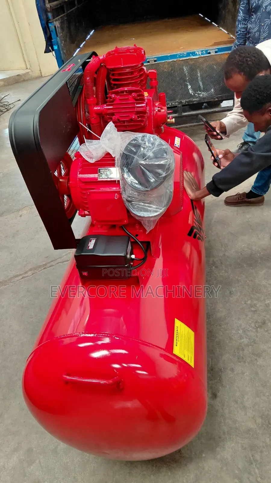 Commercial 500l Air Compressor Equipment for Garages.
