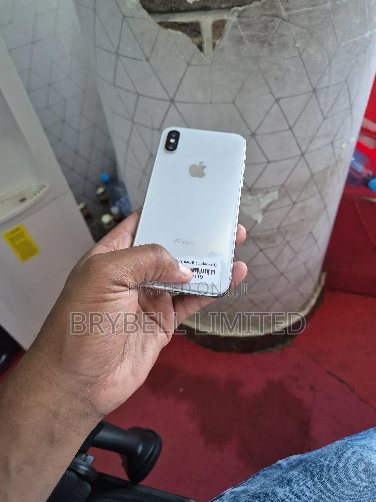 Apple iPhone X 64 GB White