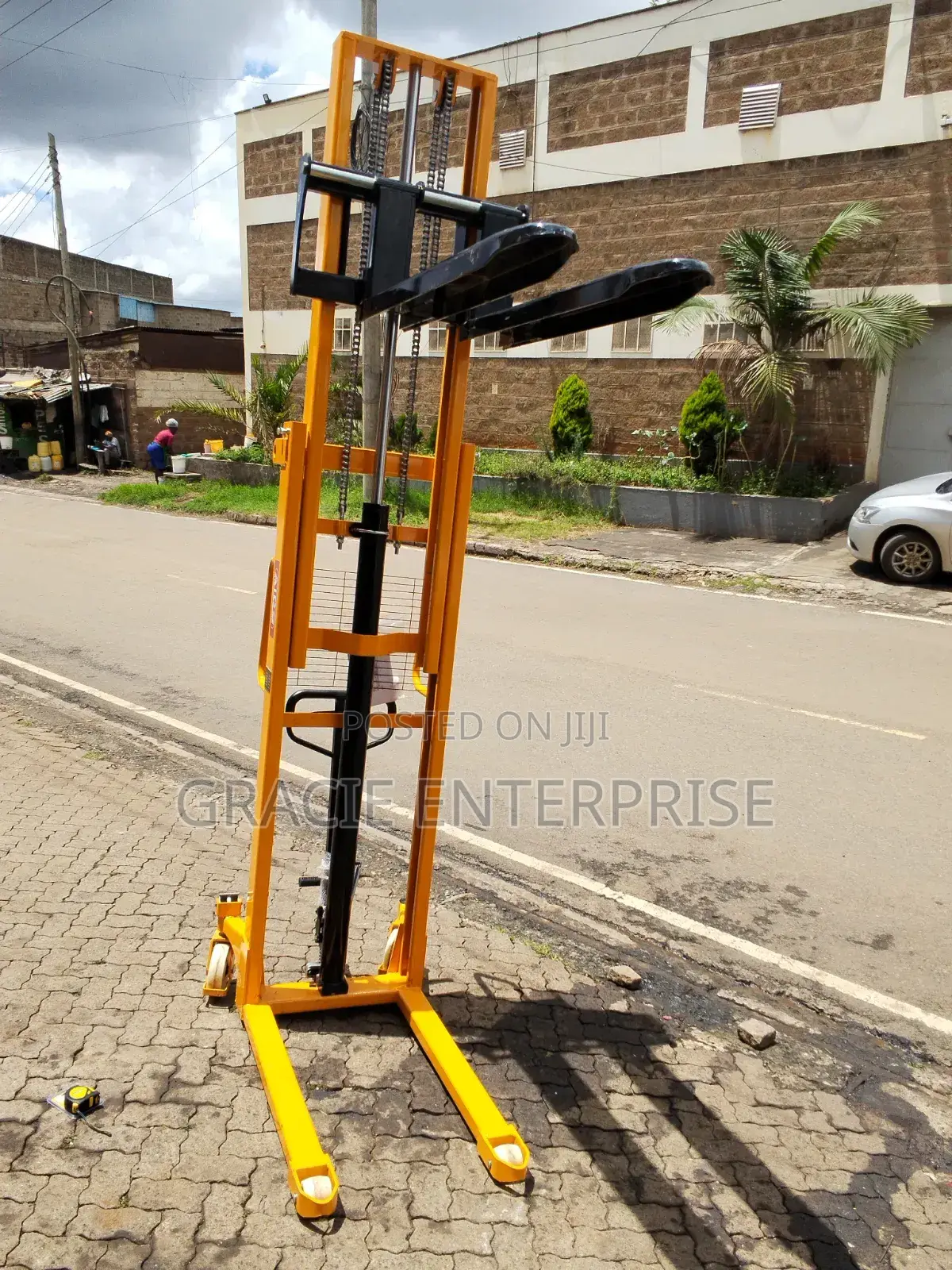 Manual Hydraulic Pallet Stacker