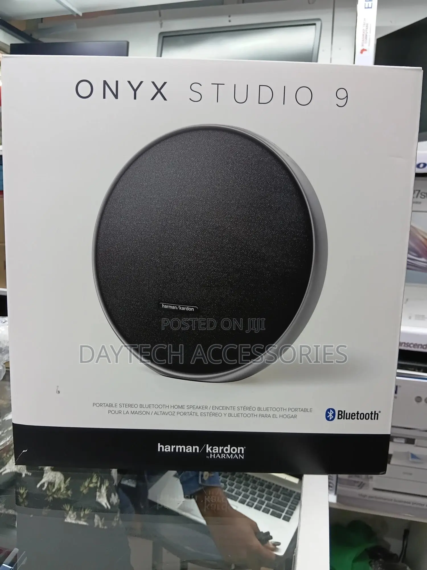 Harman Kardon Onyx Studio 9 Portable Wireles Bluetooth Speaker - Black