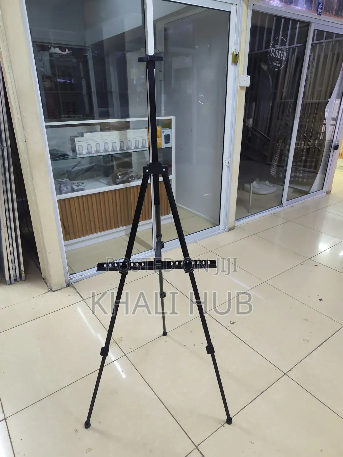 Foldable Metallic Easel Stand for Canvas Painting – Artists Kenya