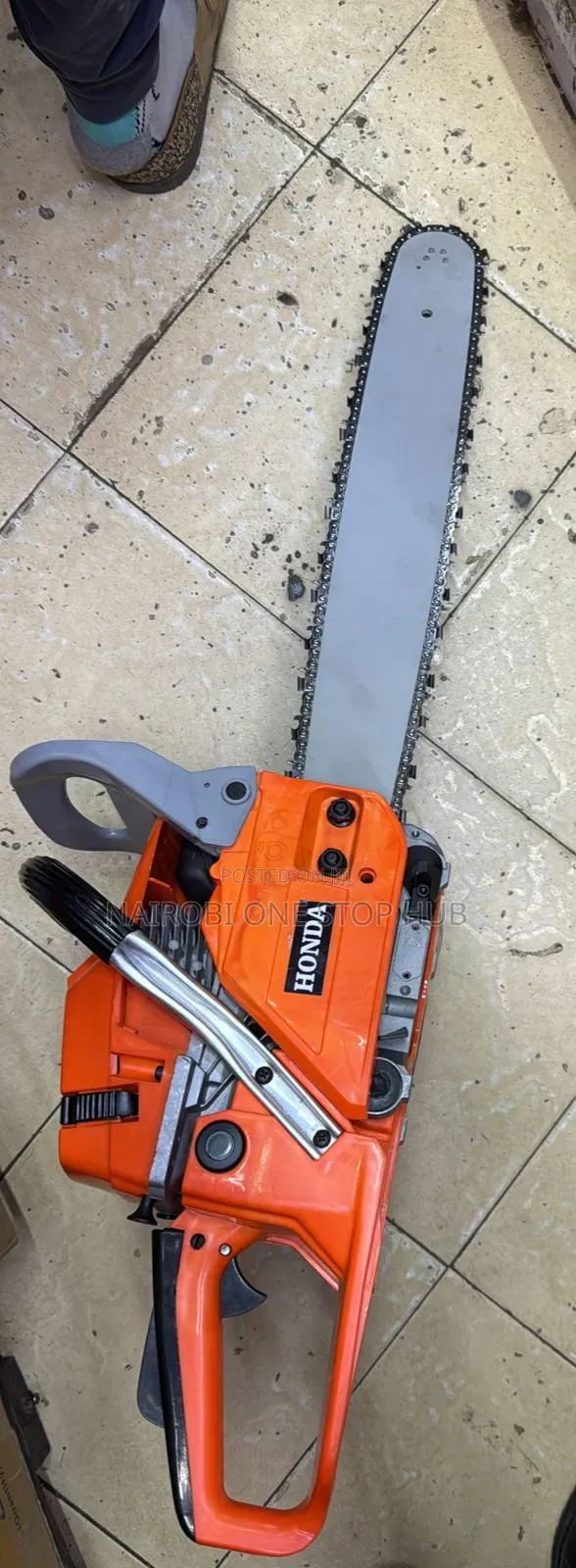 Honda 20” Chainsaw – Heavy Duty Power