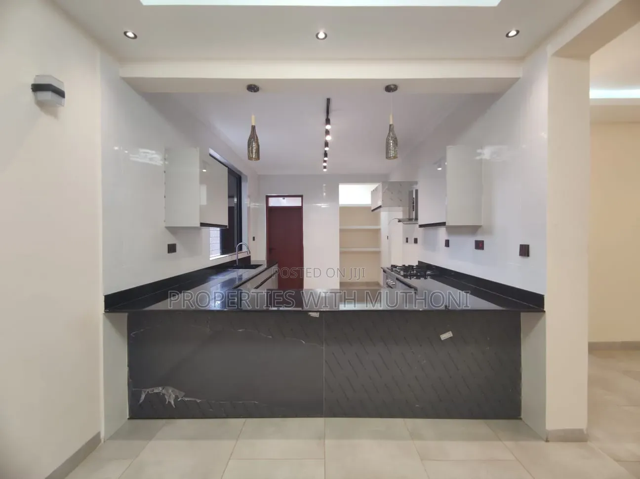 4bdrm Villa in Marurui, Roysambu for sale