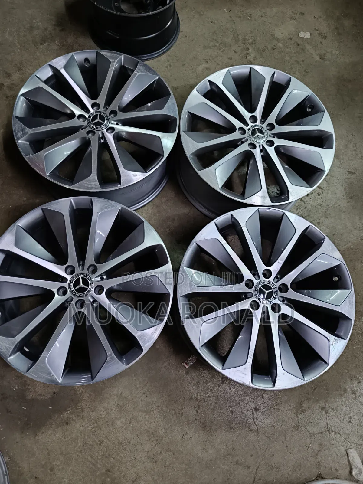 Mercedes-Benz Original Rims Size 20