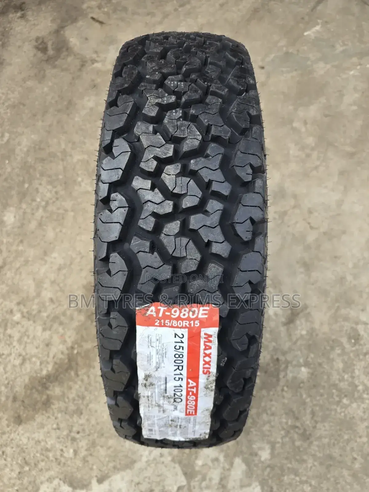 215 /80 R15 Maxxis at 980 (All Terrein)