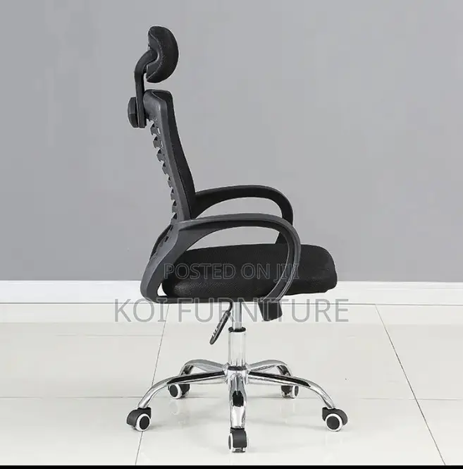 Office Chair : Mesh High-Back Office Chair With Adjustable Headrest