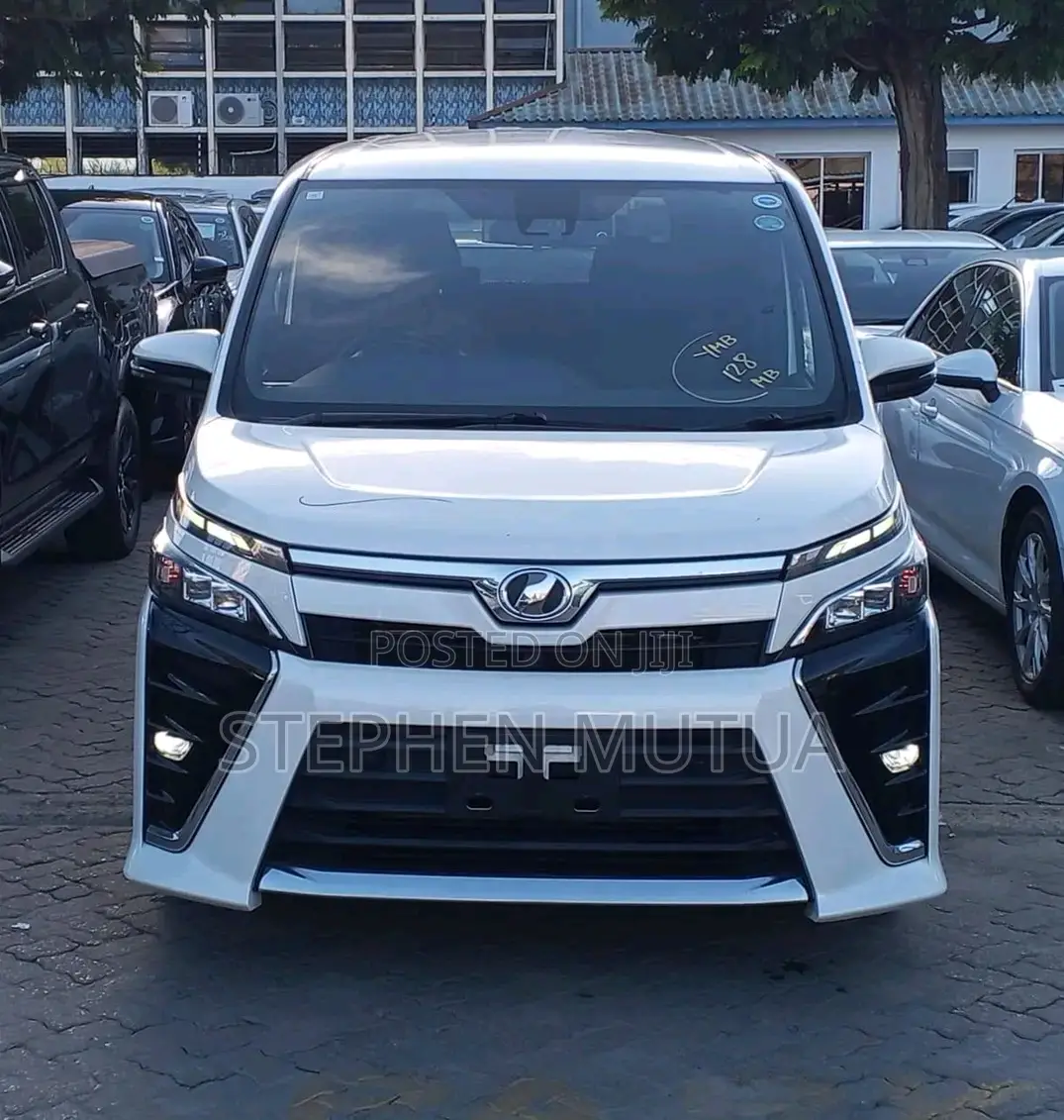 Toyota Voxy 2019 White
