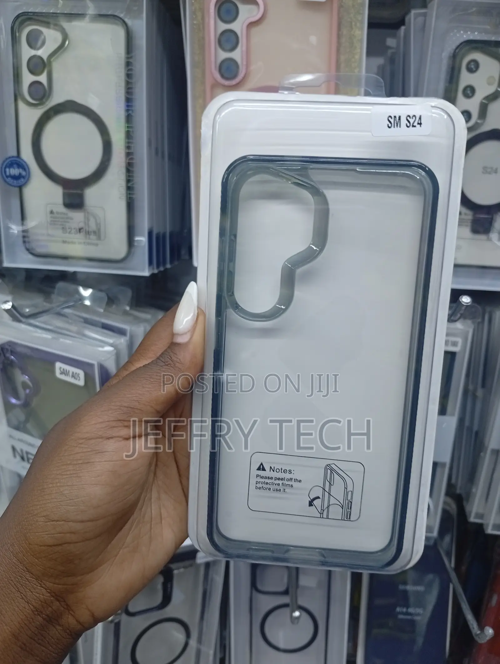 Transparent Protective Phone Case for the Samsung Galaxy S24 Plus.