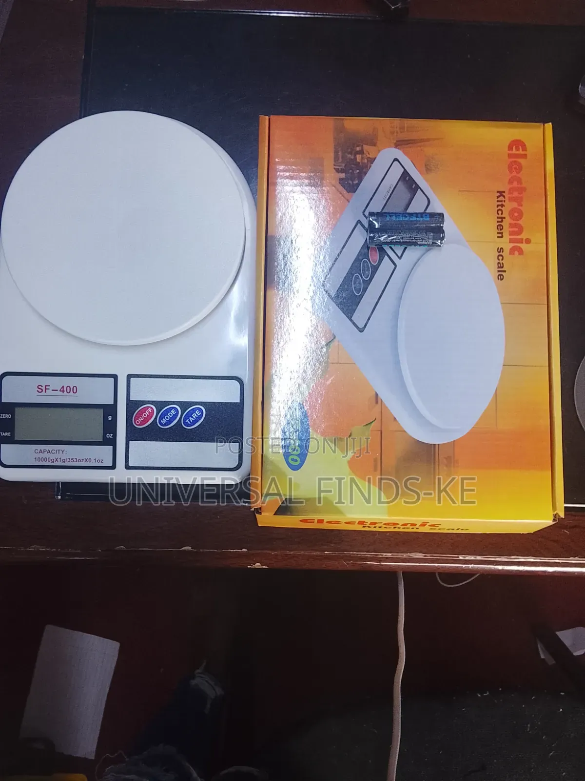A Electronic Kitchen Scale of LCD Display