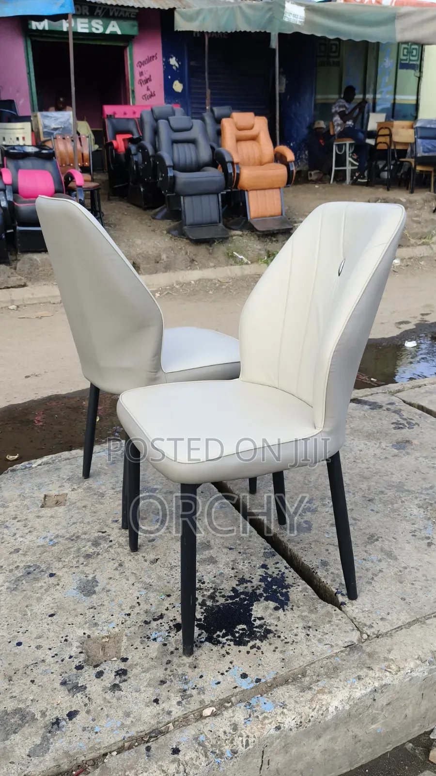 Dining Chairs/ Hotel and Restaurant Seats