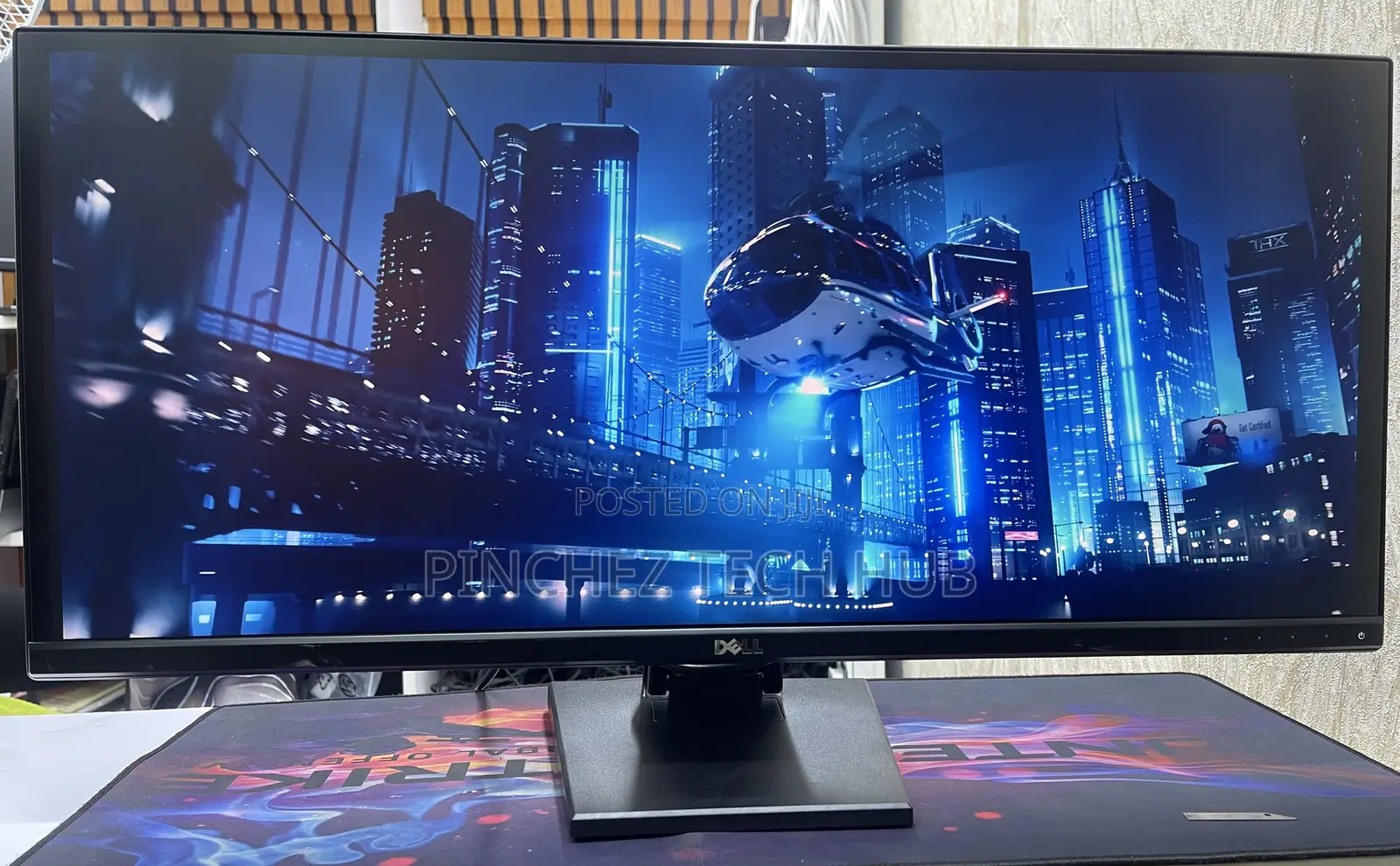Dell 29 Inch Resolution Display Port, Hdmi , Dvi , Vga ,Usb Ports