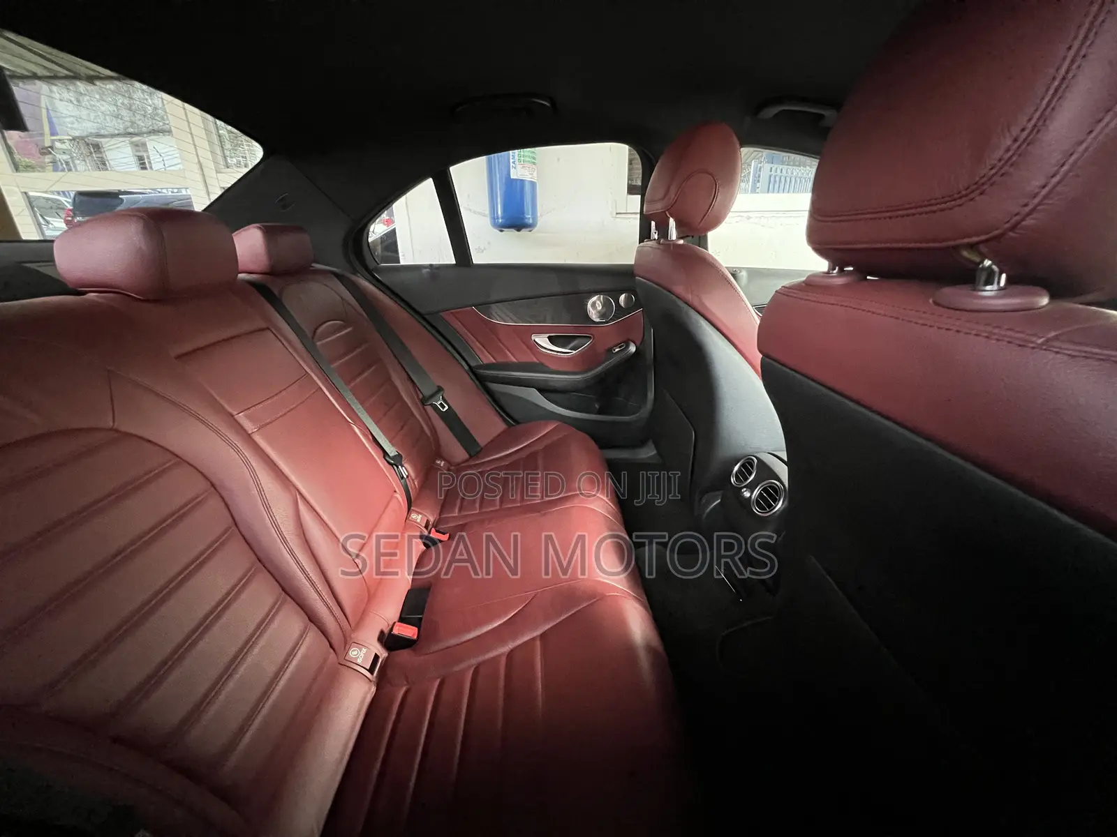 Mercedes-Benz C200 2019 Black