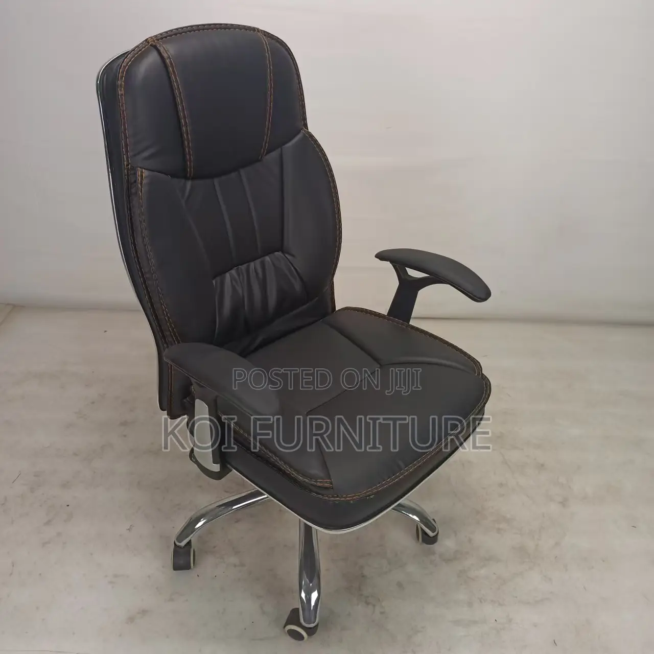 Office Chair : Executive Reclining High-Back Office Chair