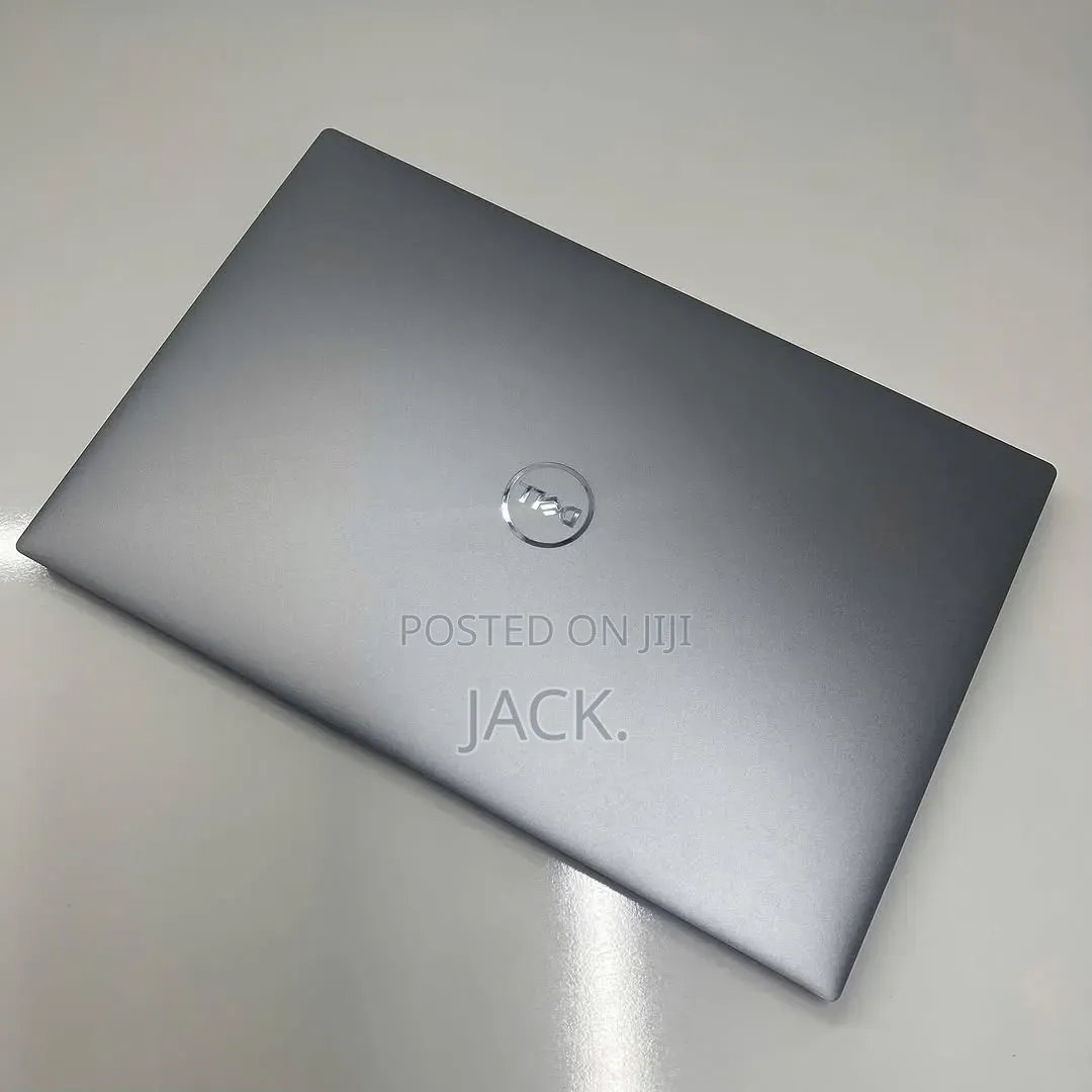 Laptop Dell Precision 5560 32GB Intel Core i9 SSD 512GB