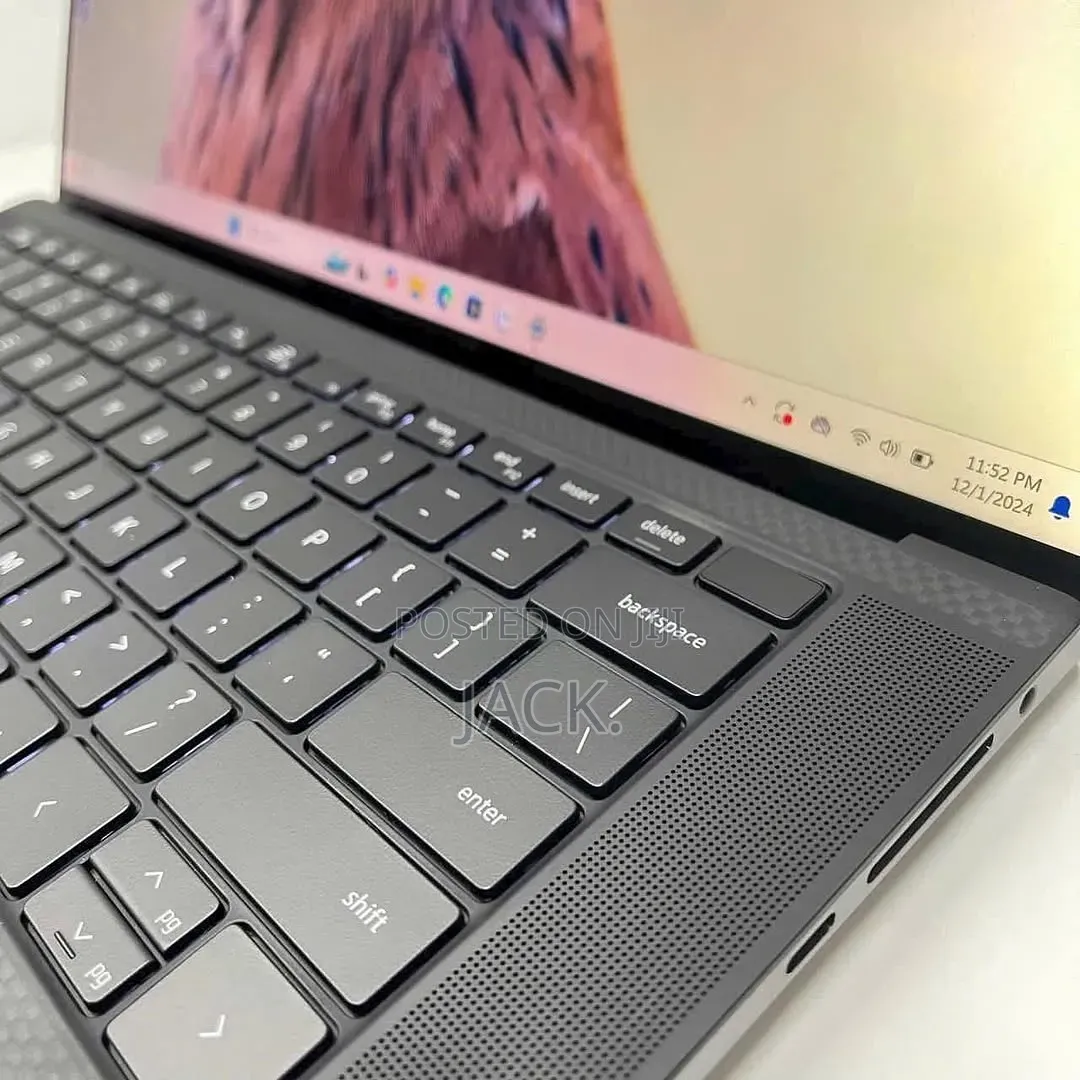 Laptop Dell Precision 5560 32GB Intel Core i9 SSD 512GB