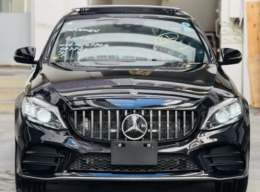Mercedes-Benz C200 2020 Black