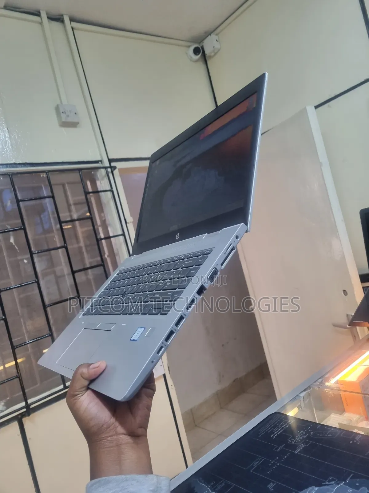 New Laptop HP ProBook 640 G5 8GB Intel Core i5 SSD 256GB