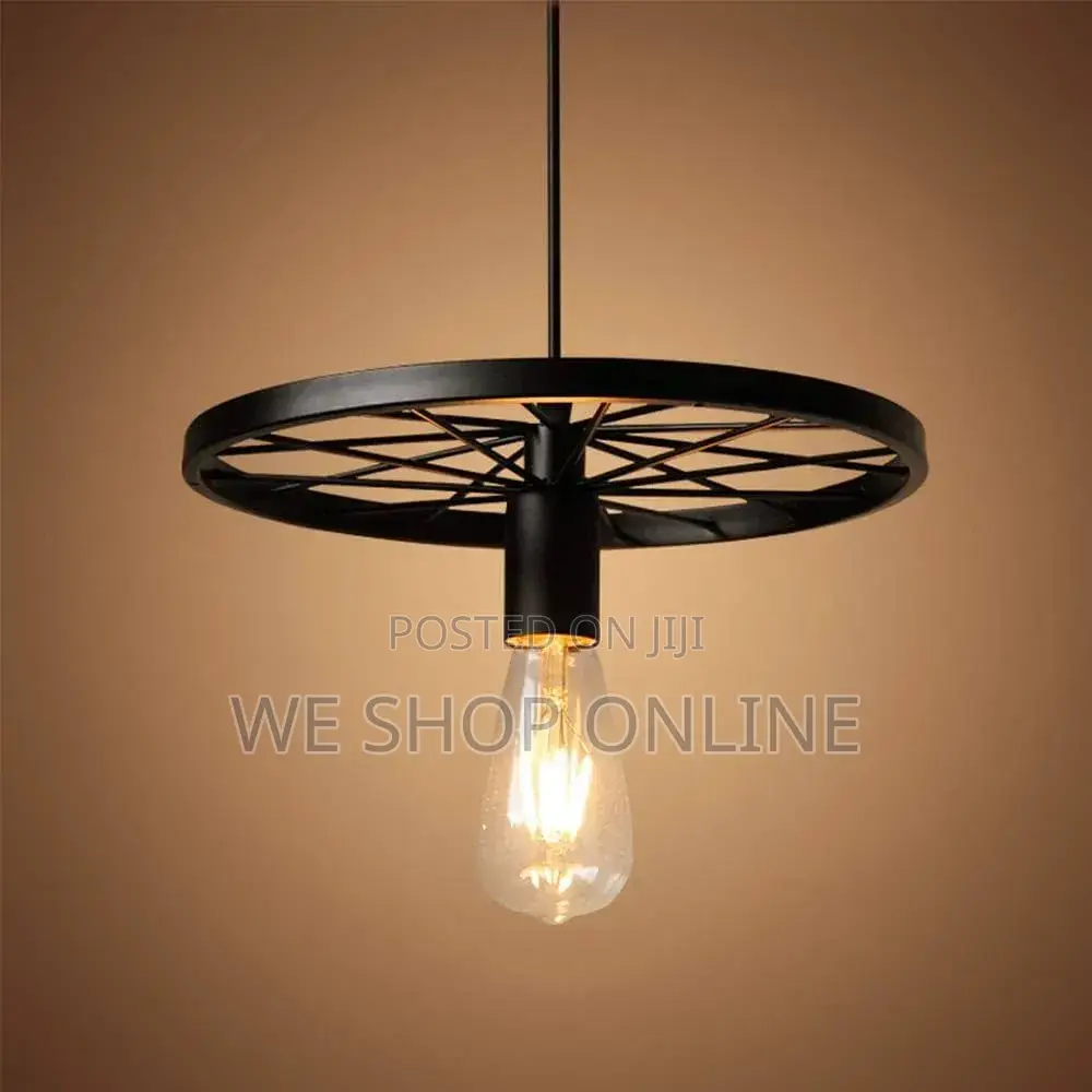 Wheel Shaped Pendant Light