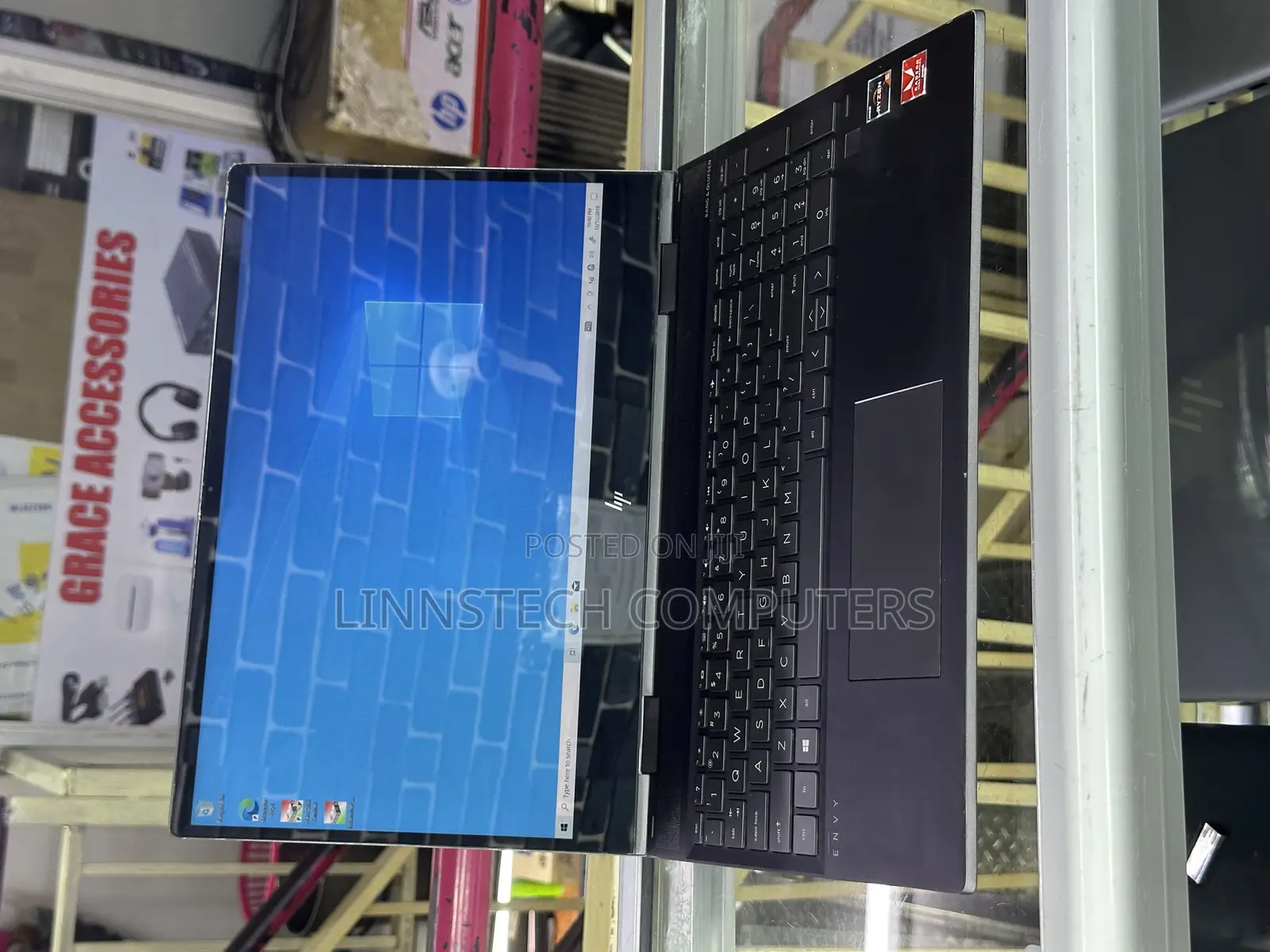 Laptop HP Envy 15 8GB AMD Ryzen 5 SSD 256GB