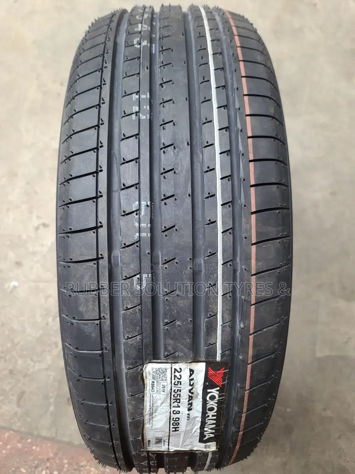 225/55 R18 Yokohama Tyres 98 H Advan Made in Japan