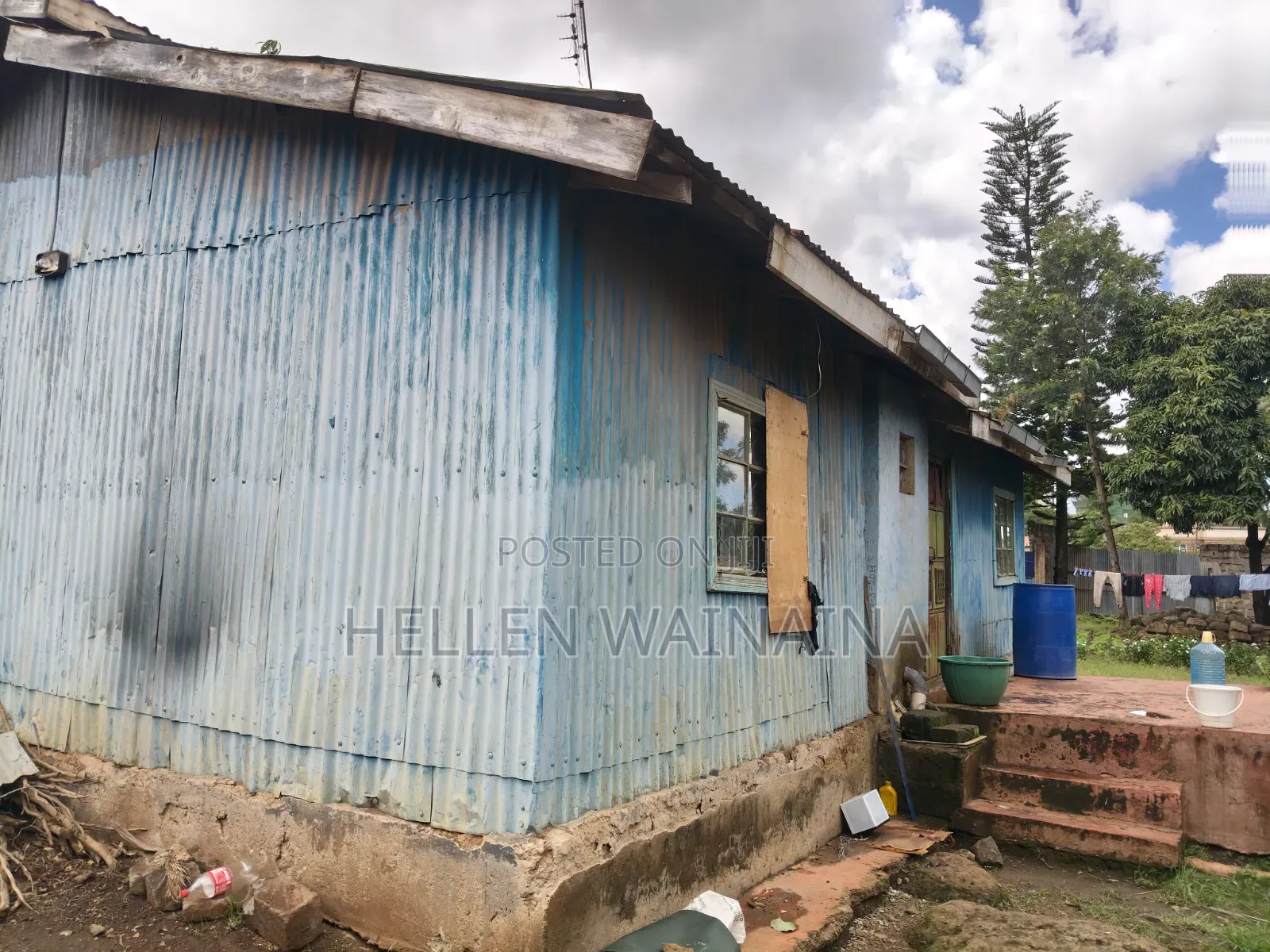 100 by 100 Plot for Sale
