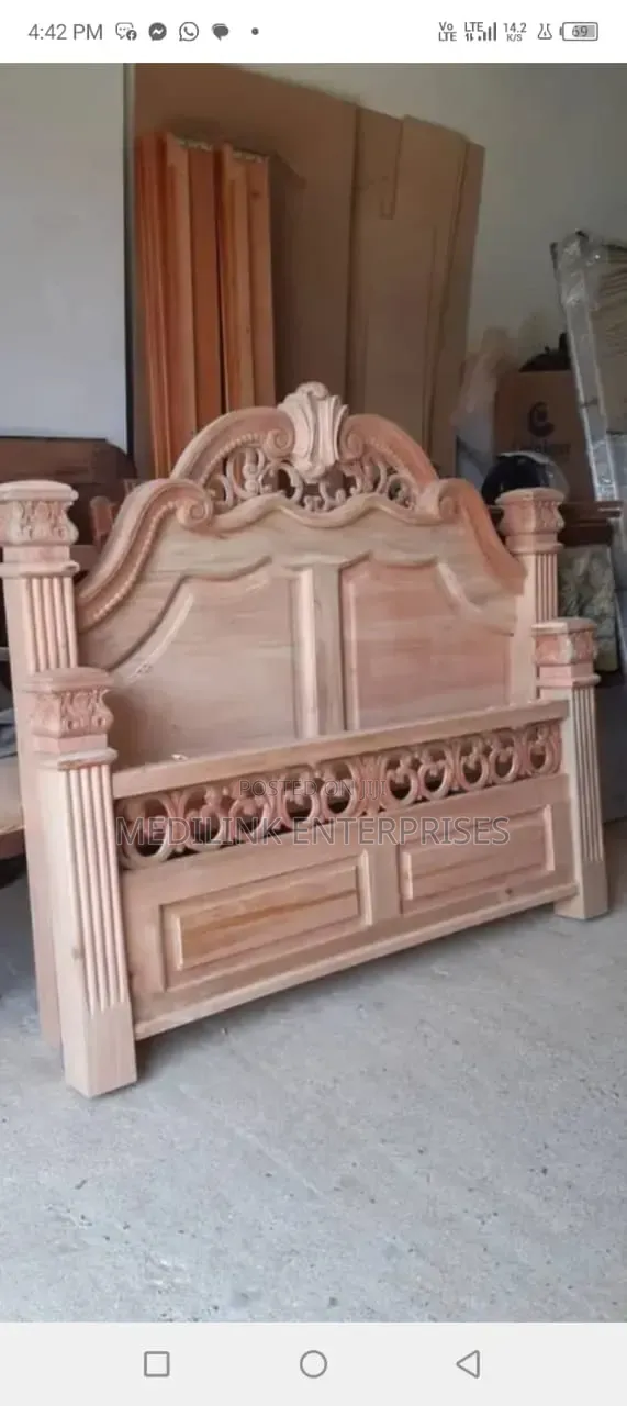 Hill Mount Mahogany Crafted Vanish Beds