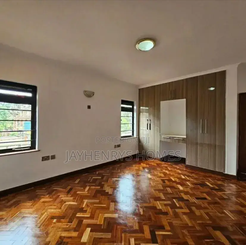 5bdrm House in Runda for sale