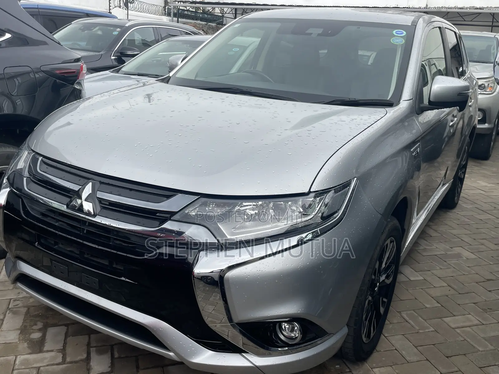 Mitsubishi Outlander 2.0 PHEV AWD 2018 Silver