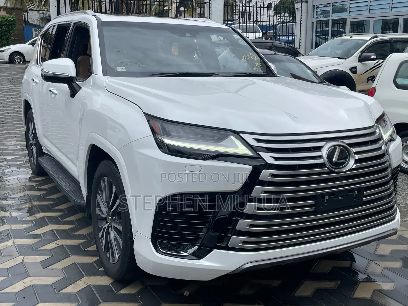 Lexus LX 600 2024 White