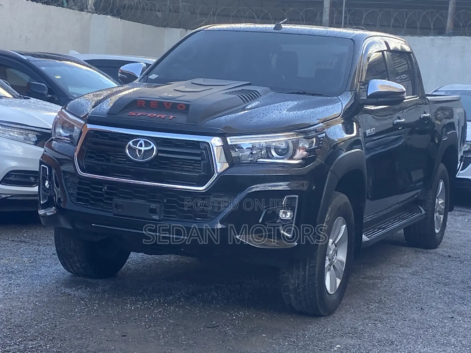 Toyota Hilux 2019 Black
