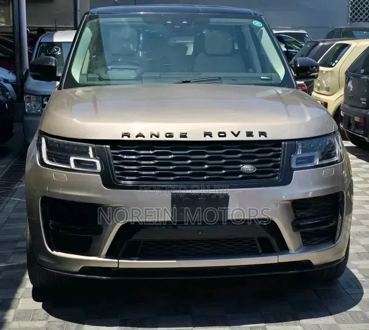 Land Rover Range Rover Vogue 2019 Gold