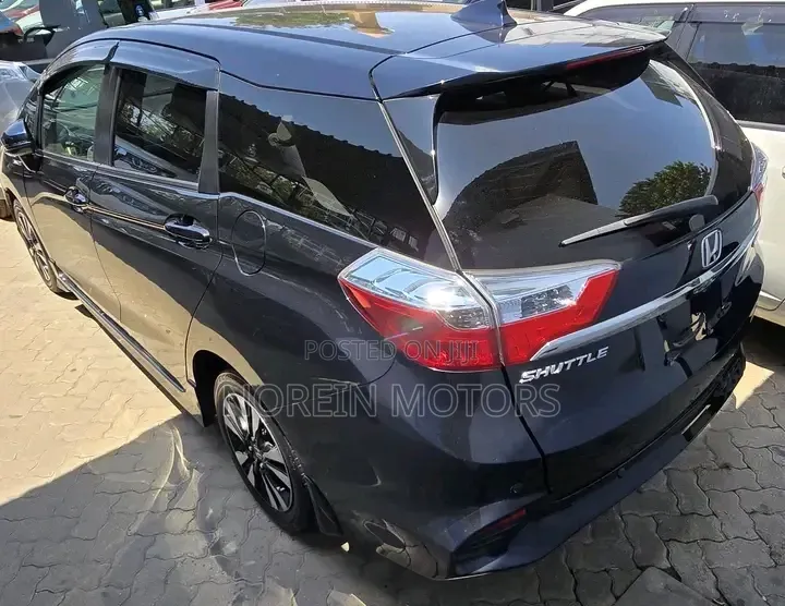 Honda Fit Shuttle 1.5 G 2WD 2019 Blue