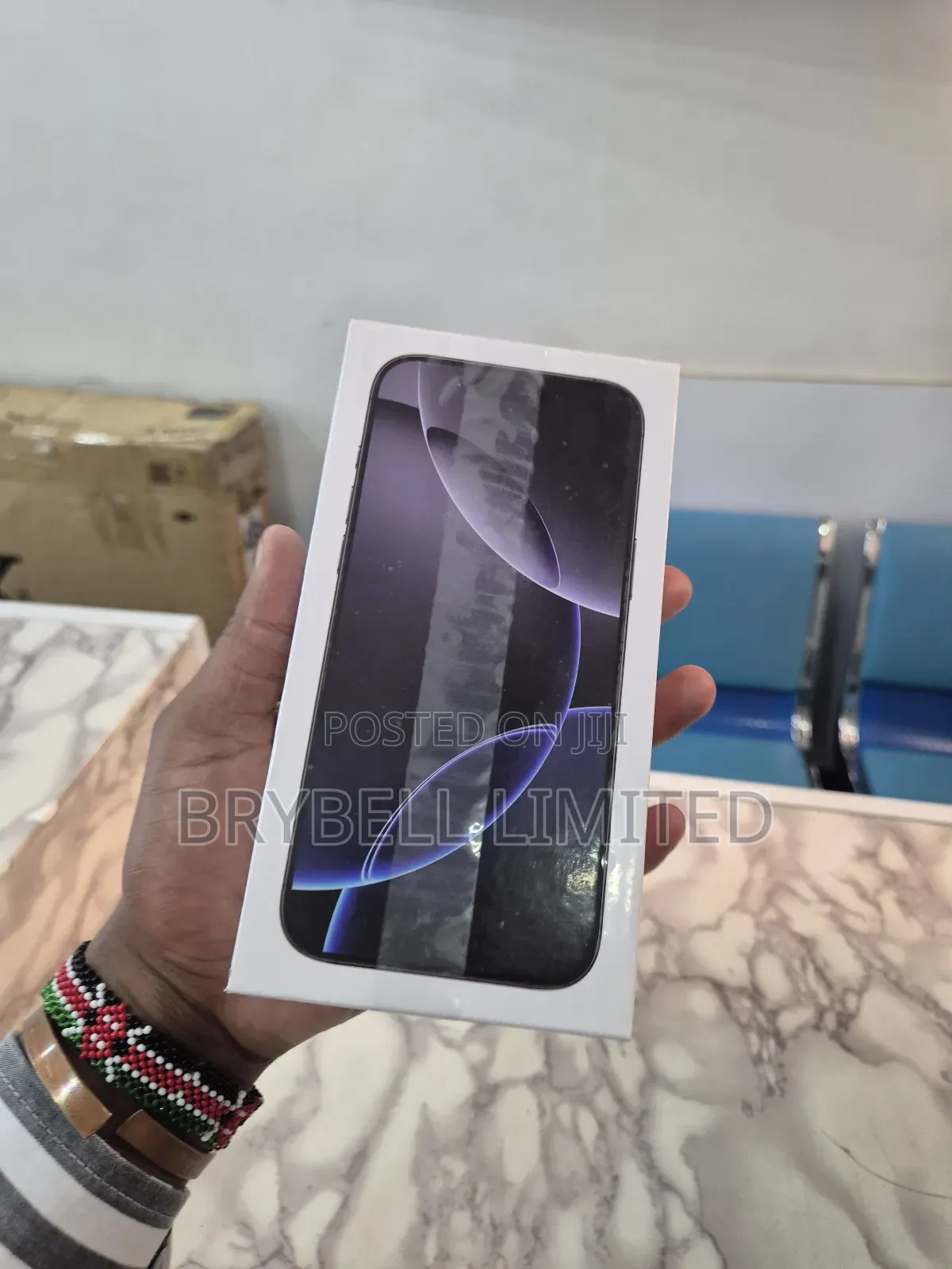 New Apple iPhone 16 Pro Max 256 GB Black