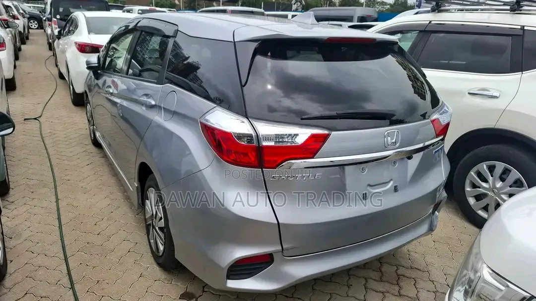 Honda Shuttle 2019 Silver