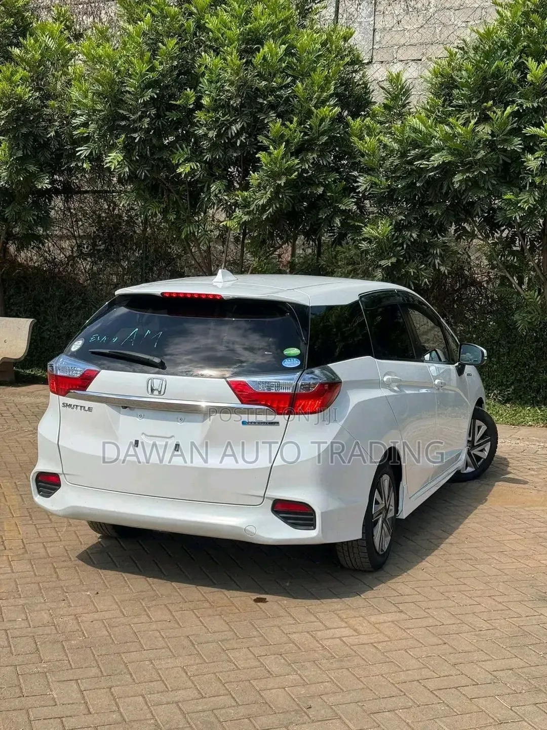 Honda Shuttle 2018 White
