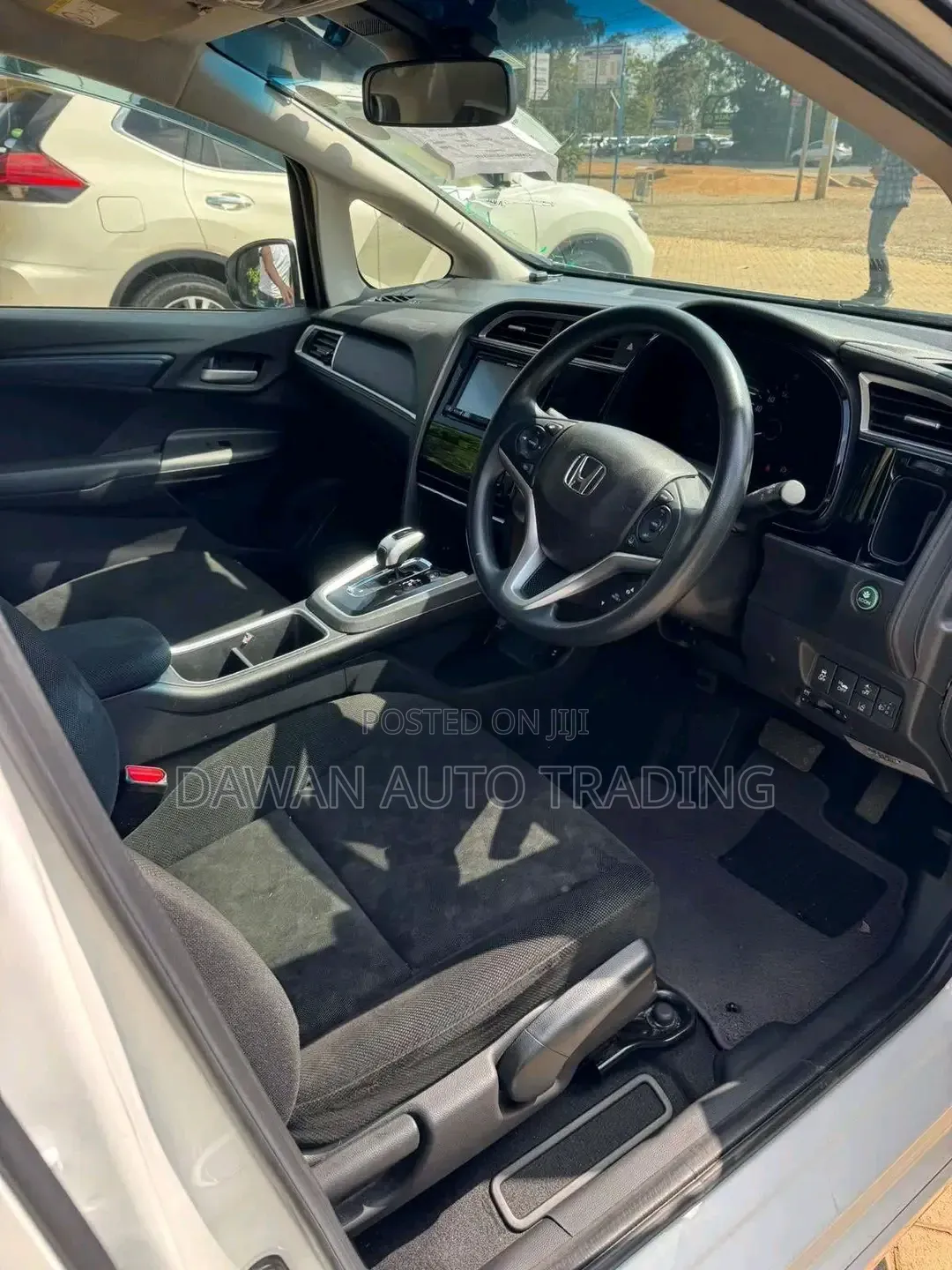 Honda Shuttle 2018 White