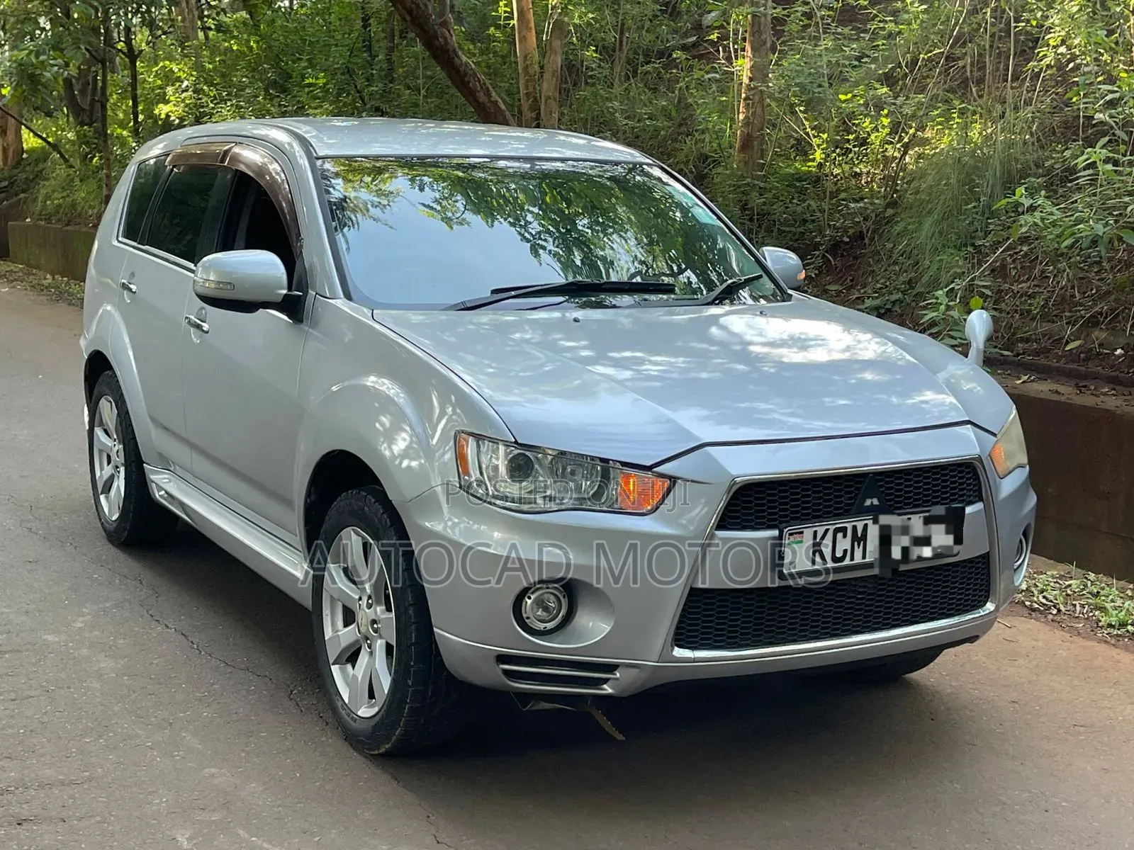Mitsubishi Outlander 2010 Silver