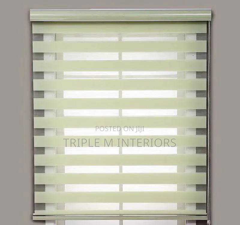 Grab Your Stylish Roller Blind Today!