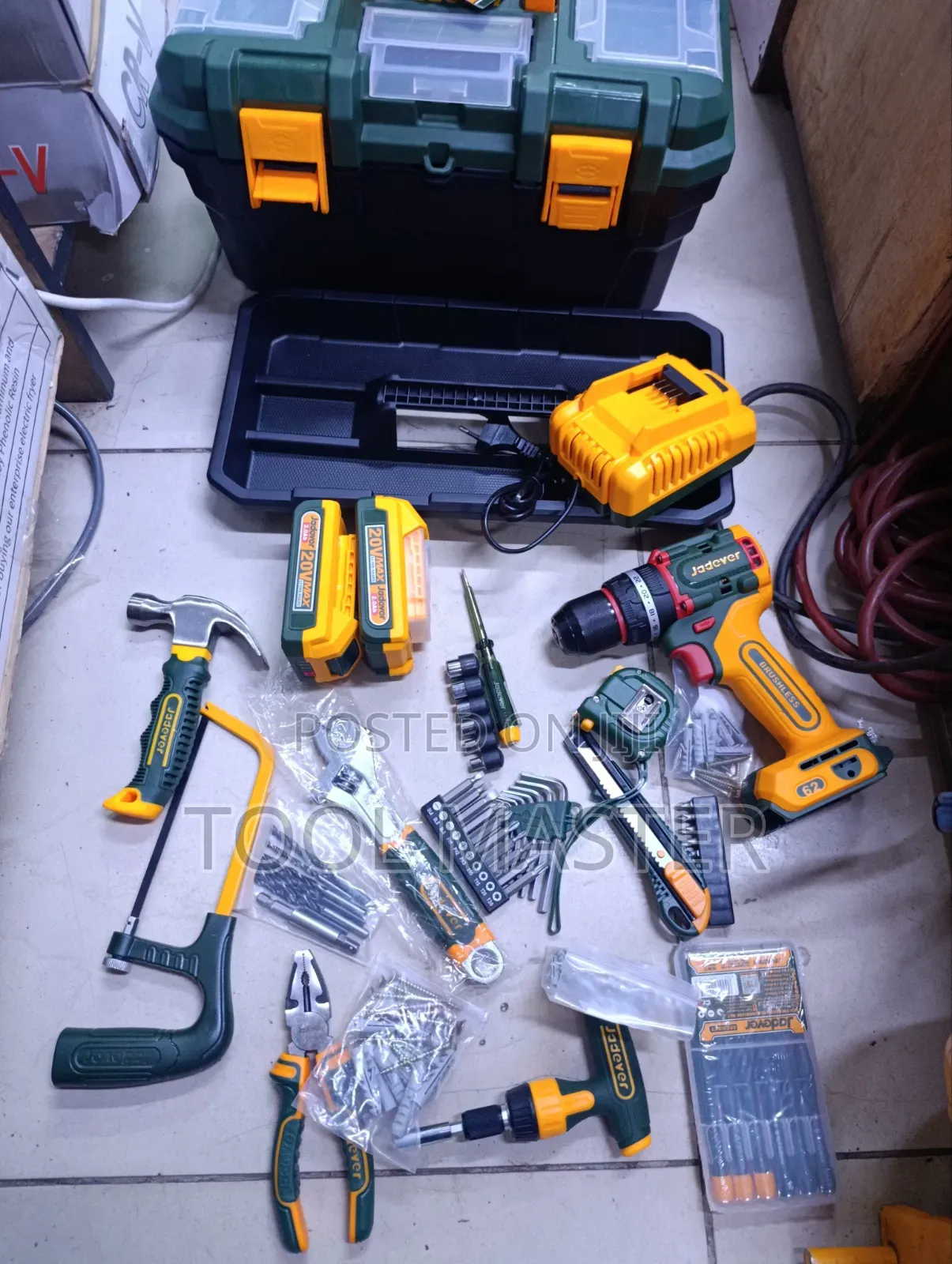Jadeer 20v Brushless Drill With Toolbox /62nm Jadever Cordless Drill