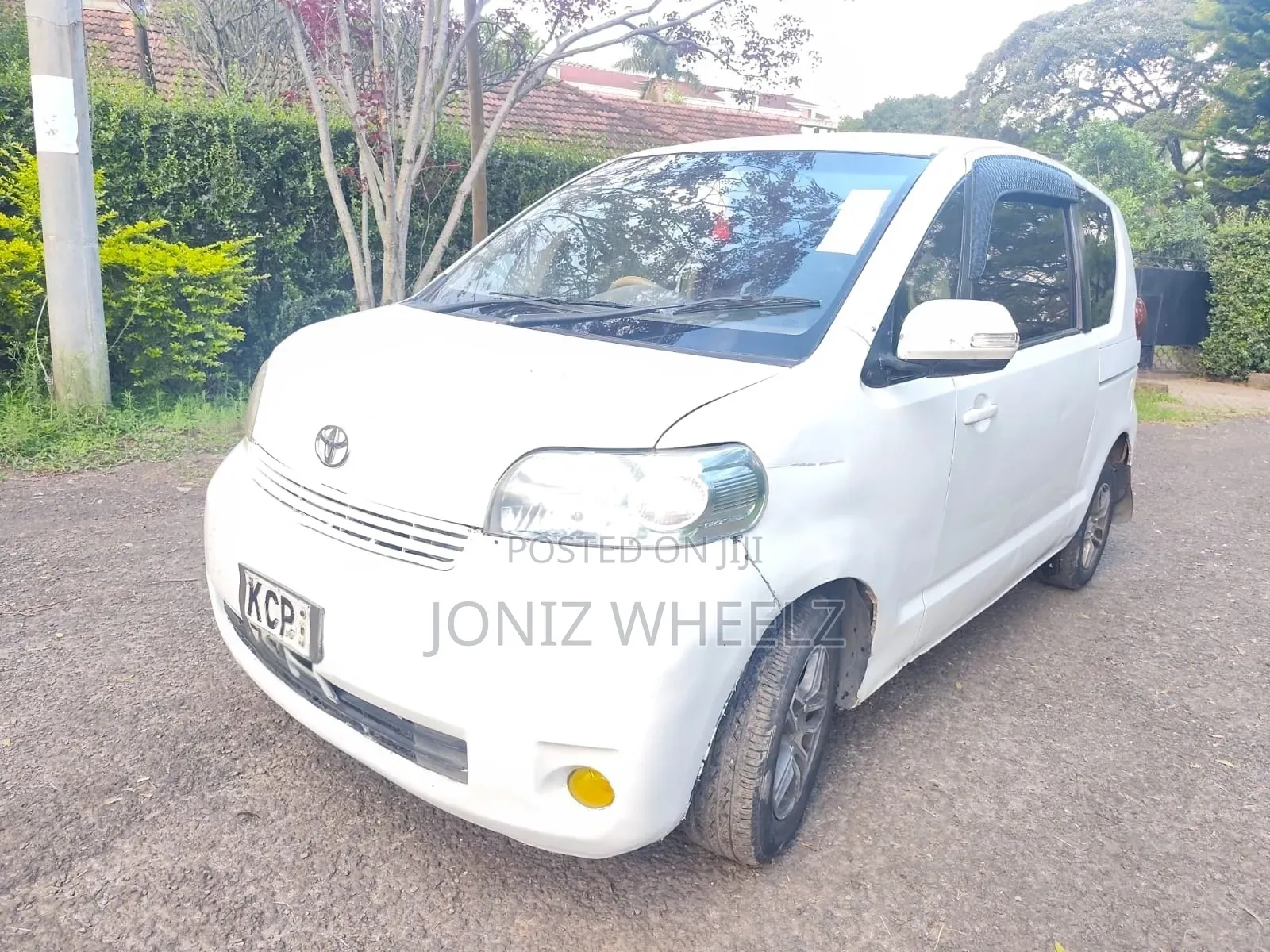 Toyota Porte 1.3 FWD 2011 White