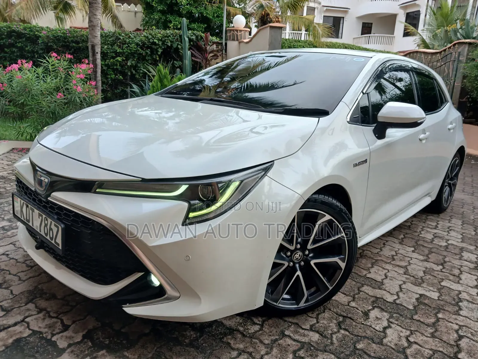 Toyota Corolla 2019 White