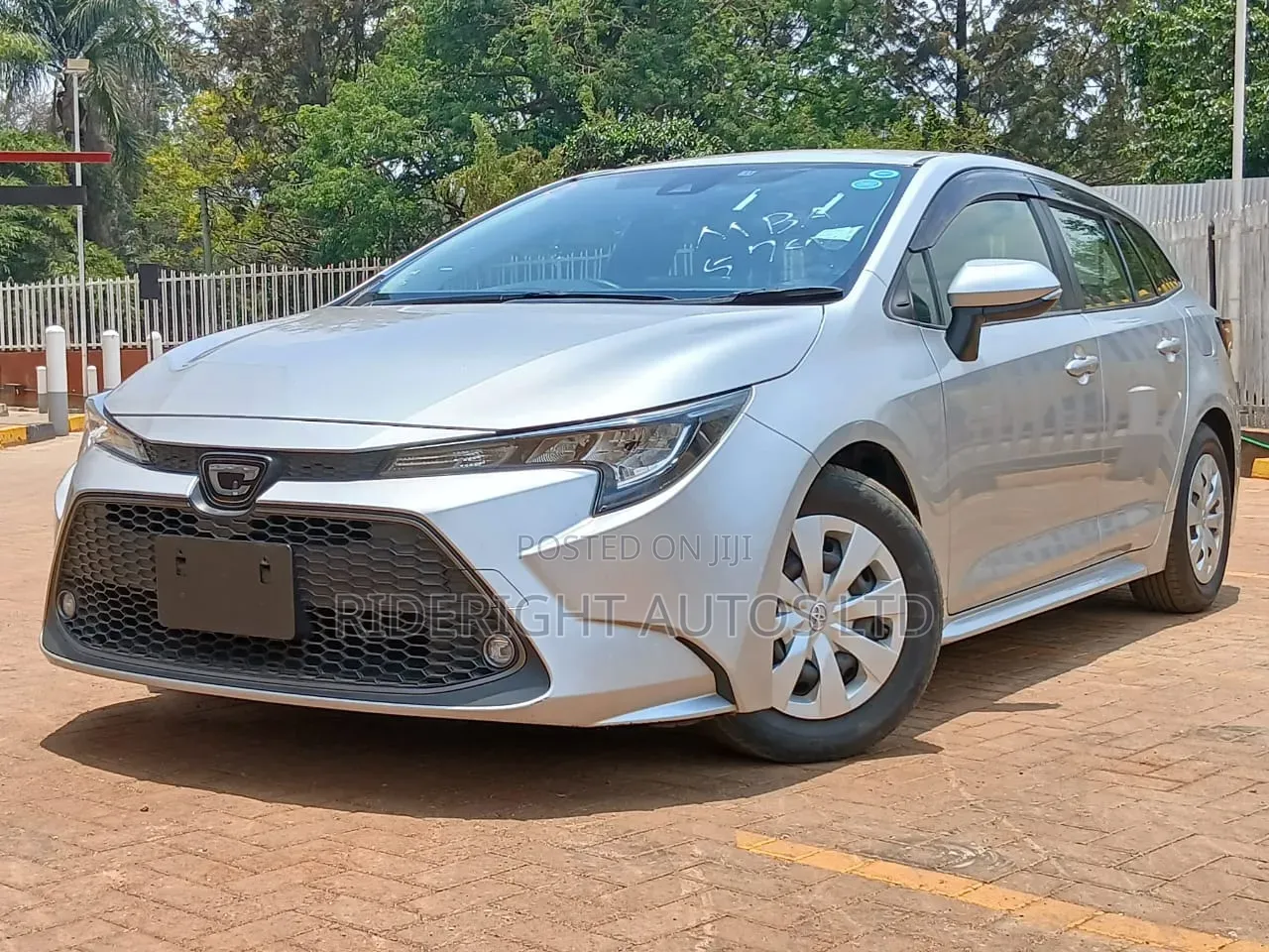 Toyota Corolla 2018 Silver